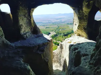 Ханкрумовски скален манастир