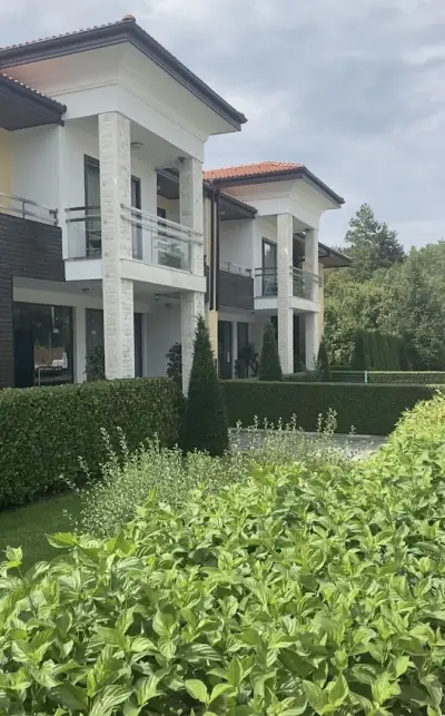 Хотел Роксана