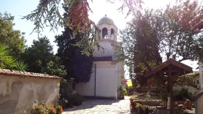 Храм „Свети Атанасий“