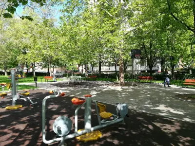 Парк "Лебеда"