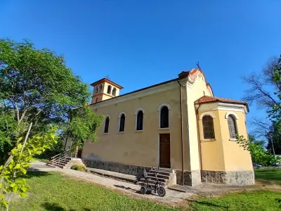 Храм „Свети ВМЧК Георги“