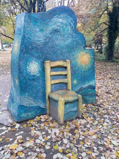 Динозавърският парк