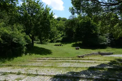 Парк "Мечката"