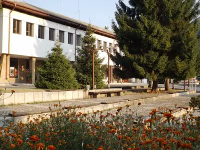 Общинска администрация