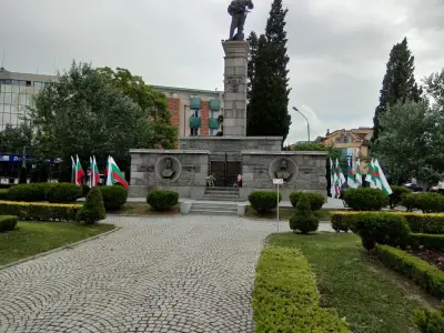 Паметник на Хаджи Димитър