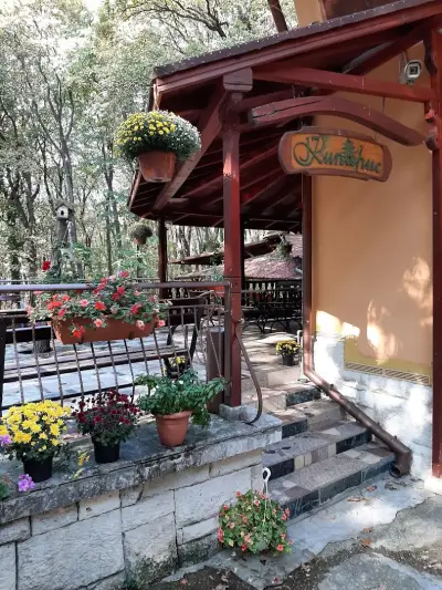 КИПАРИС