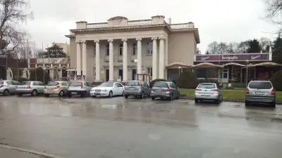 Паметник "Альоша"