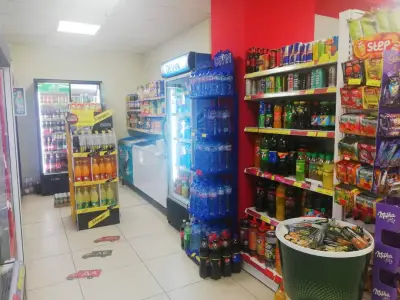 Верига магазини "Стармаркет"