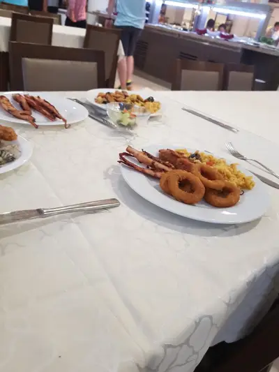 Golden Line Restaurant