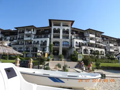 Dinevi Resort Head Reception Office