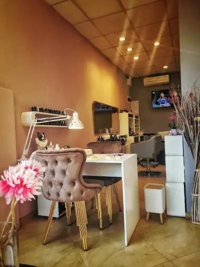 COMBO hair and nails salon