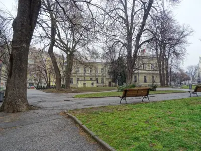 Градина „Руската църква“
