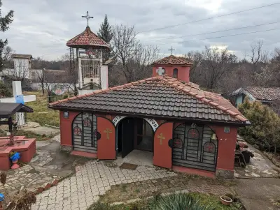 Храм-параклис „Света Троица“