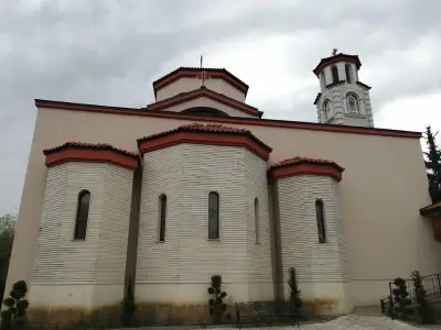 Храм „Всички Български Мъченици“
