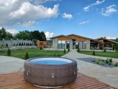 Megalith Resort / Мегалит Резорт
