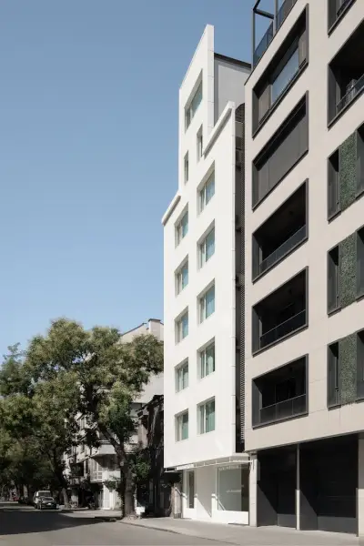 Hotel Hello Plovdiv - Free Parking and Pet Friendly