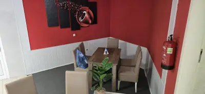 UTOPIA BAR & DINNER