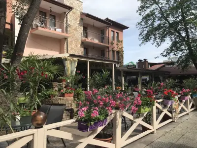 Oleander House Tennis Club