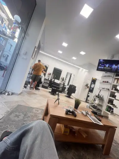 98 Barbershop | Бръснарница Бургас | Мъжки Подстригване