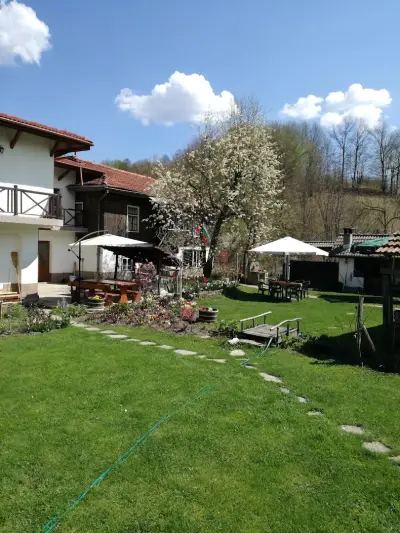 Вила "Маришница"