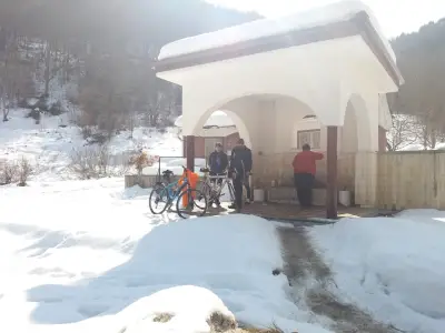 Лъвов мост, с. Селище