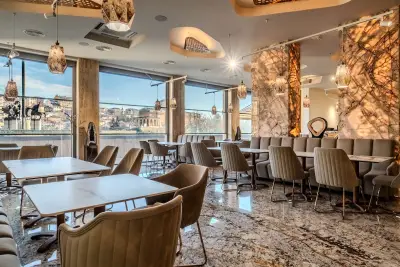 Ресторант Bella Vista Panoramic Lounge