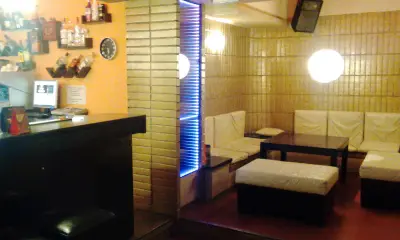 Facebar