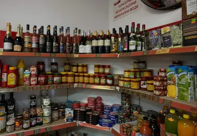 “Ди-Ви Маркет” Хранителен магазин - с. Обручище