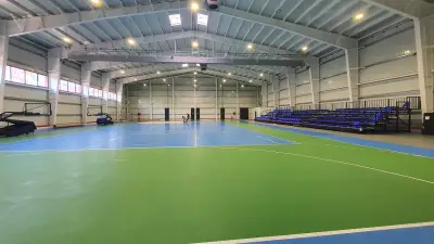 Спортна зала "Арена Несебър"
