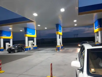 Бензиностанция Дега
