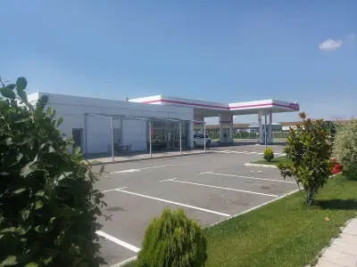 Бензиностанция Дега
