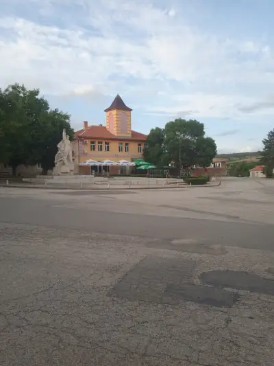Кметство Верен