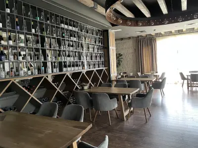 Zaara Estate Winery