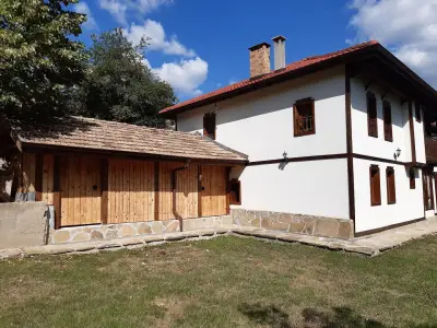 Вила Стояновци - гр. Трявна