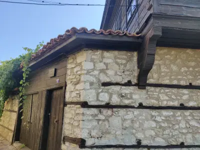 Рони Хотел