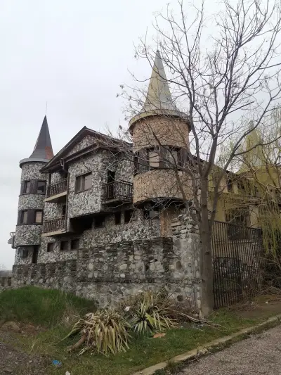 басейн Yeti
