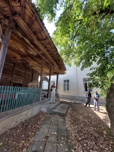 Джамия Лопушна