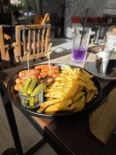 Кафе при Зузи