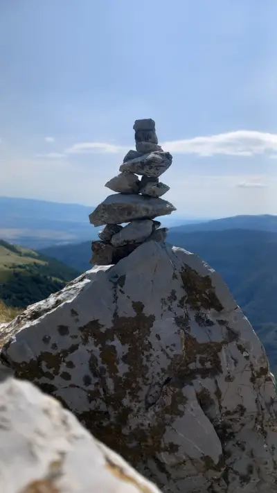 Връх Исполин (1523.4 м.)