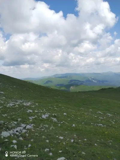 Връх Исполин (1523.4 м.)
