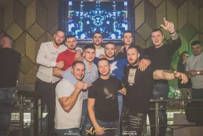 Нощен клуб „Арт“