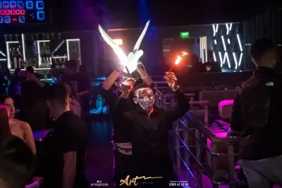 Нощен клуб „Арт“