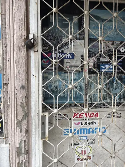 VELORAI - a Nice Bicycle Store and Repair Shop