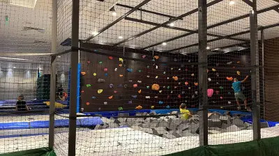 Трамплин парк "Play on Jump"