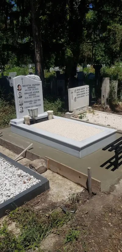 Паметник бг