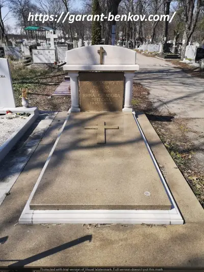 Гарант-Бенков ЕООД, паметници от мрамор и гранит