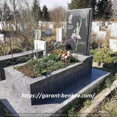 Гарант-Бенков ЕООД, паметници от мрамор и гранит