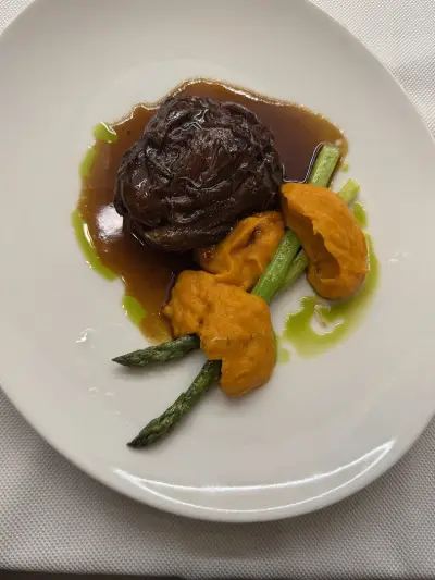 Gora Restaurant