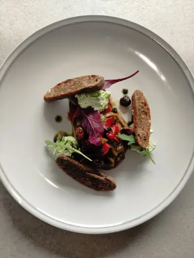Gora Restaurant