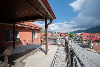 Hyggemate - 2 Bed Room Warm Stay in Sarnitsa